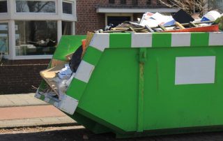 отпадъци-в-контейнер